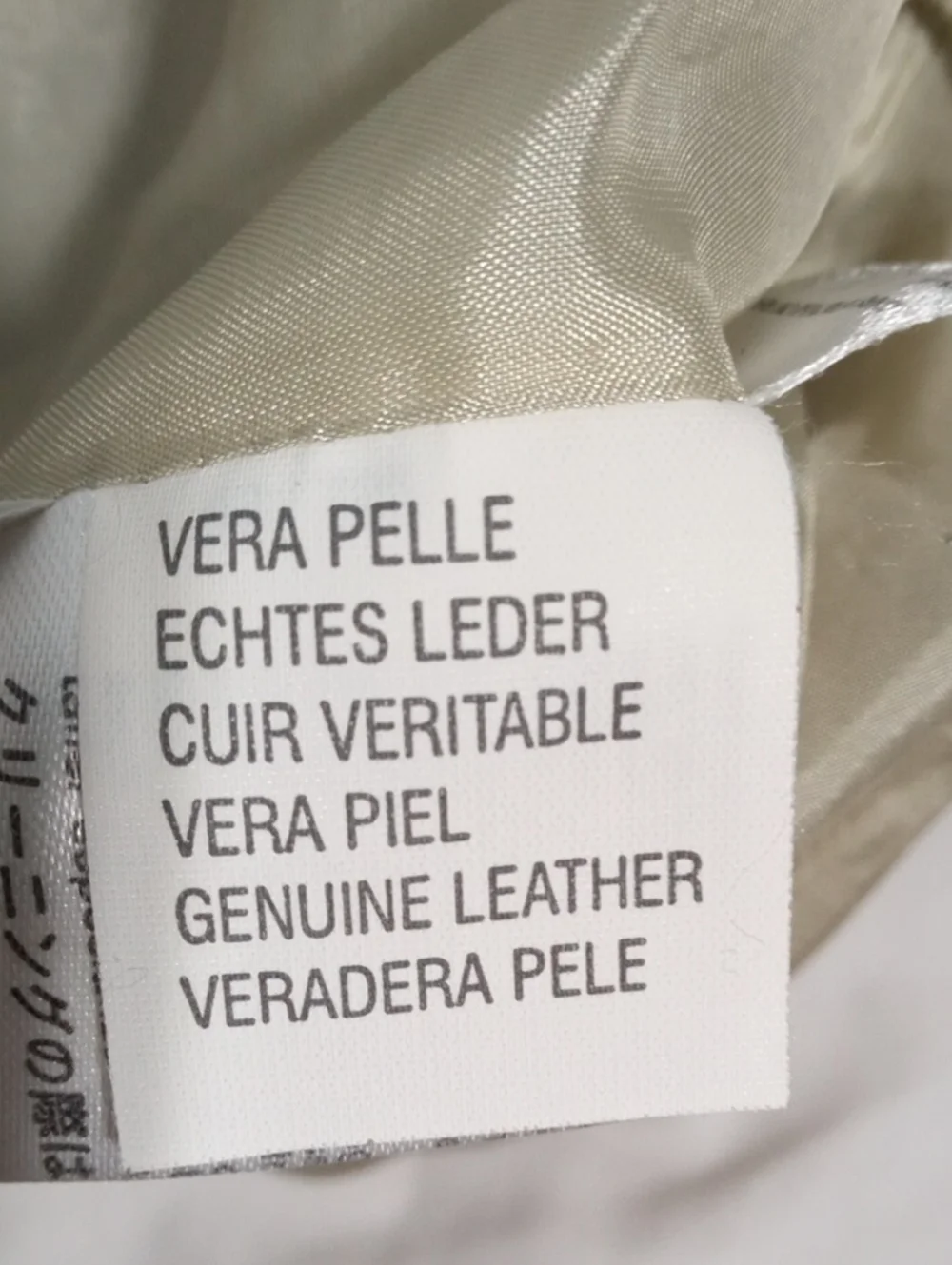 Max Mara Cream Leather Collarless Flap Pocket Jacket Made in Italy Quiet Luxury